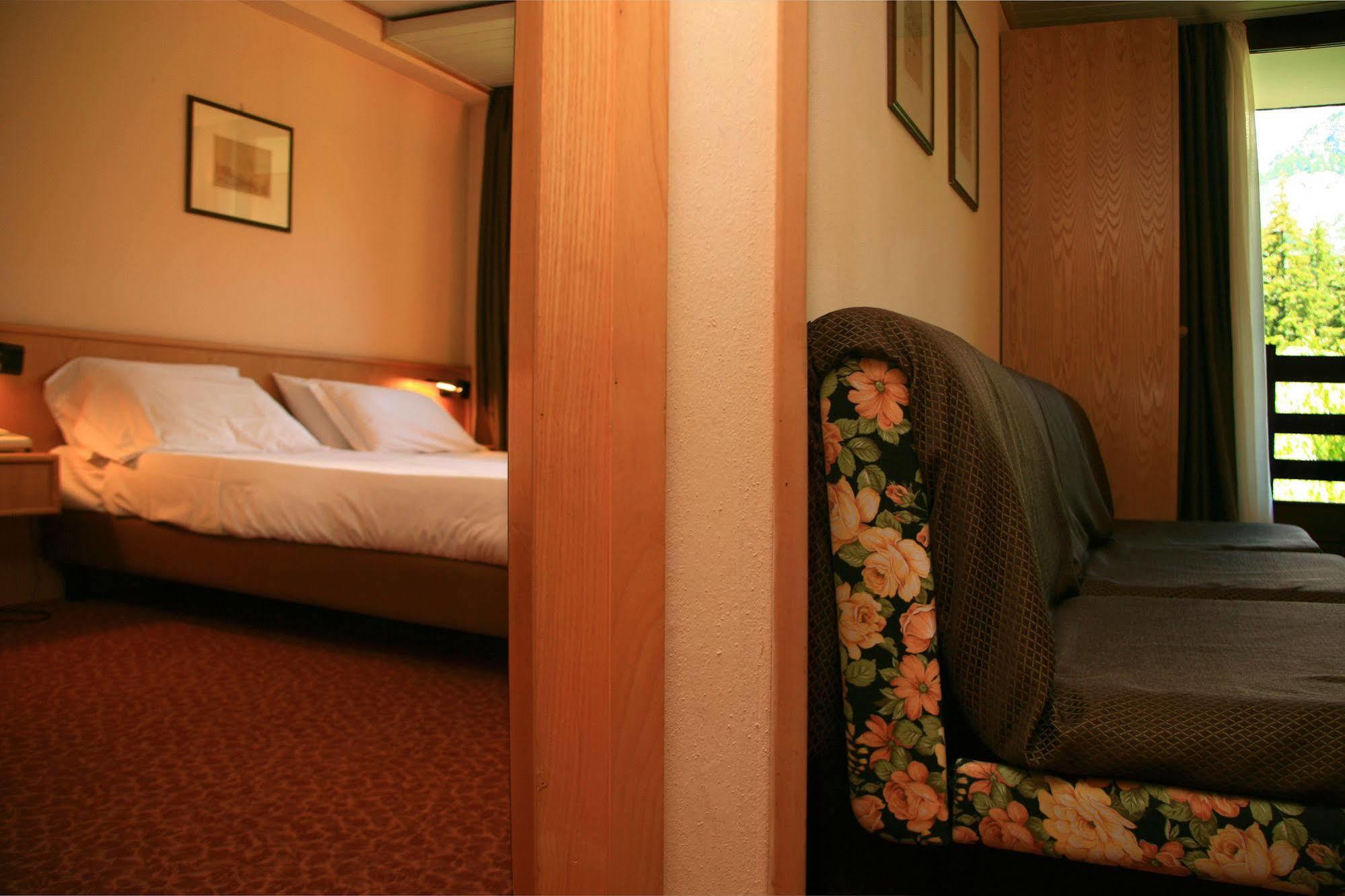 Hotel Les Jumeaux Courmayeur Dış mekan fotoğraf